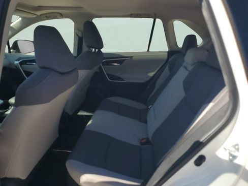 Used 2020 Toyota RAV4 XLE w/ Convenience Package AWD/4WD image 10