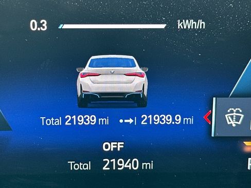 Used 2023 BMW i4 eDrive35 w/ Premium Package RWD image 24