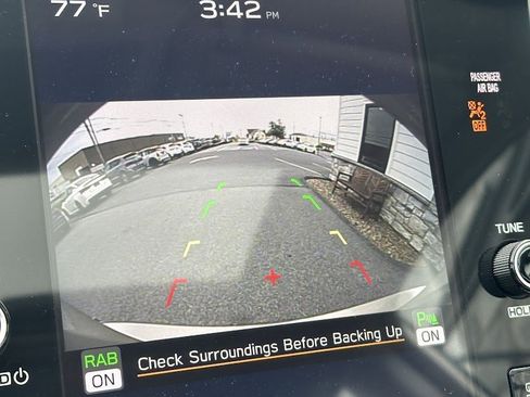 Used 2020 Subaru Legacy Limited w/ Popular Package #3 image 16