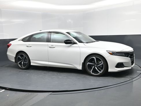 Used 2022 Honda Accord Sport Special Edition image 2