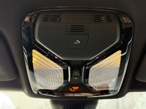 Used 2020 BMW X5 xDrive40i w/ Convenience Package image 56