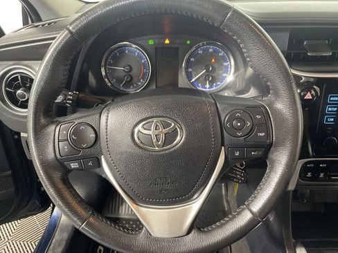 Used 2018 Toyota Corolla SE FWD image 14