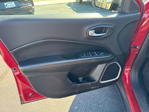 Used 2017 Jeep Compass Sport image 11