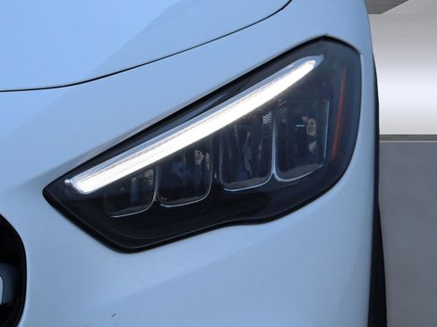 Used 2025 Mercedes-Benz GLA 250 image 9