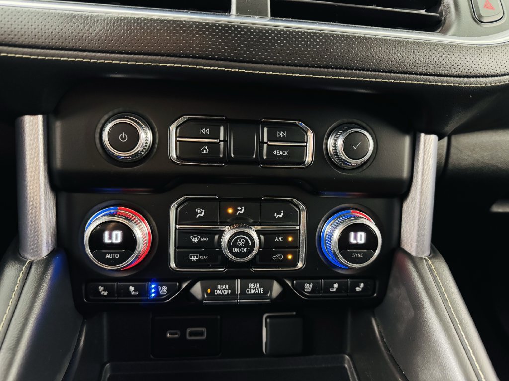 Used 2021 GMC Yukon XL SLT AWD/4WD image 19