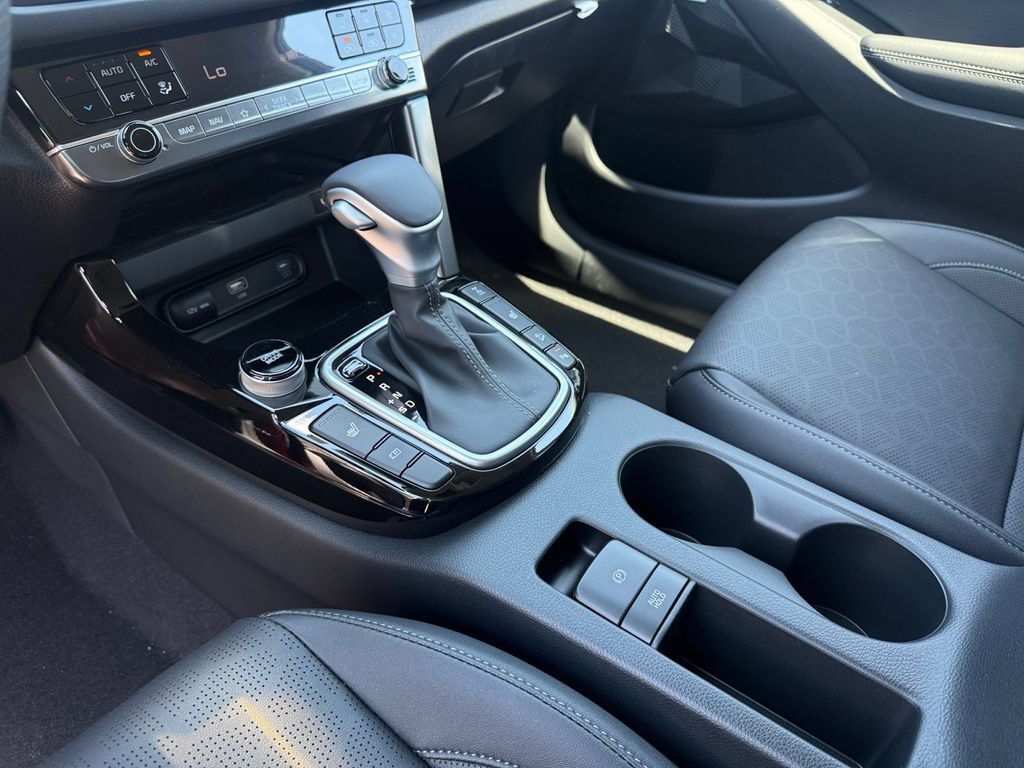 New 2026 Kia Seltos SX AWD/4WD image 19