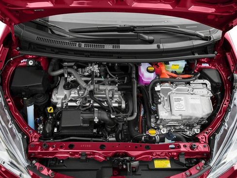 Used 2016 Toyota Prius C Two image 17