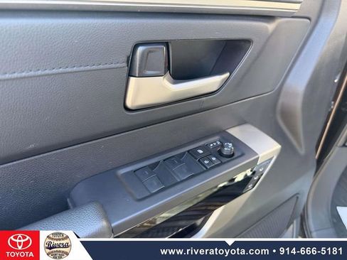 Used 2023 Toyota Tundra Limited image 12