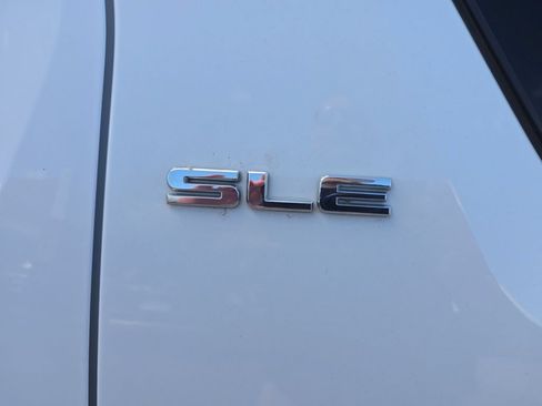 Used 2015 GMC Terrain SLE AWD/4WD image 11