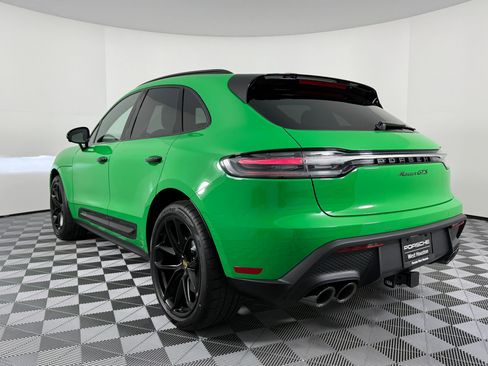 New 2026 Porsche Macan GTS image 3