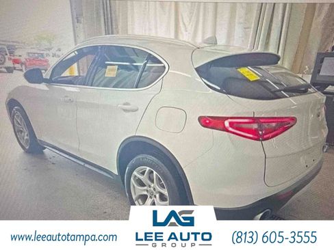 Used 2020 Alfa Romeo Stelvio RWD image 1