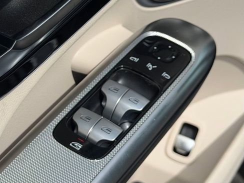New 2026 Mercedes-Benz GLC 300 4MATIC image 18