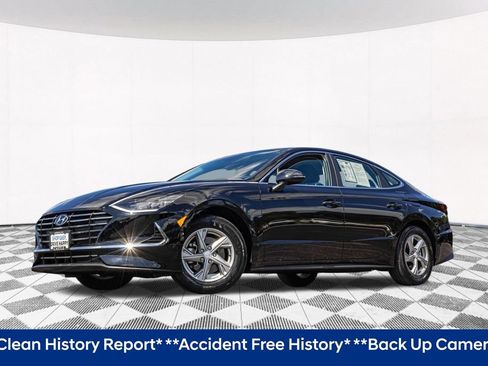 Used 2023 Hyundai Sonata SE FWD image 2