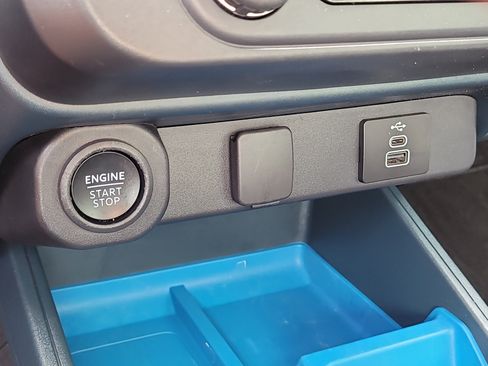 Used 2025 Ford Maverick XLT FWD image 27