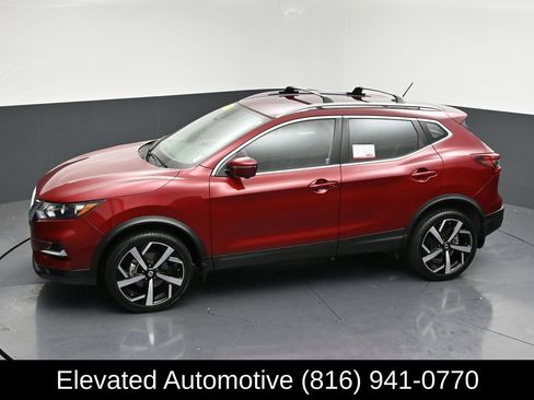 Used 2021 Nissan Rogue Sport SL FWD image 26