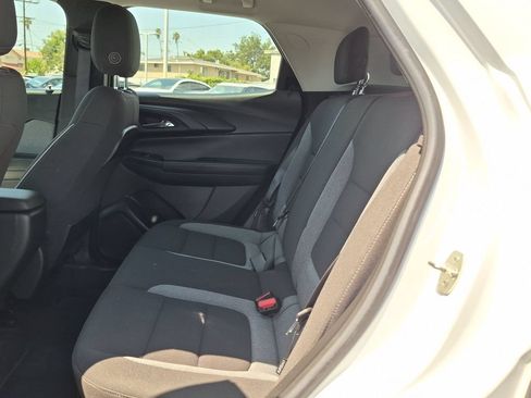 Used 2023 Chevrolet TrailBlazer LS FWD image 28