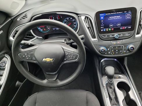Used 2024 Chevrolet Malibu LT image 22