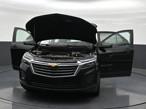 Used 2022 Chevrolet Equinox LS w/ LS Convenience Package FWD image 36