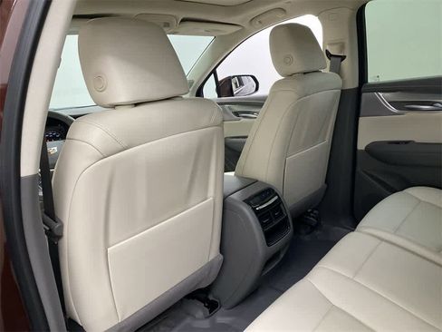 Certified 2023 Cadillac XT5 Premium Luxury w/ Technology Package image 17