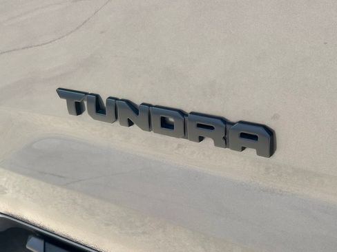 Used 2022 Toyota Tundra SR5 AWD/4WD image 16