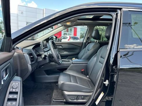 Certified 2023 Nissan Rogue SV w/ SV Premium B Package AWD/4WD image 12