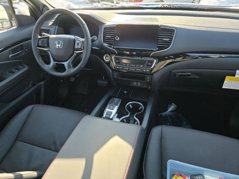 New 2026 Honda Ridgeline Black Edition image 16