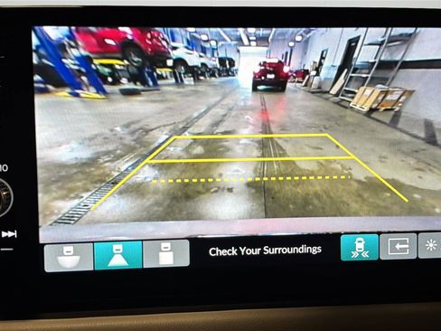 Used 2025 Honda HR-V EX-L image 17