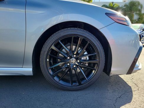 Used 2022 Toyota Camry XSE w/ Carpet Mat Package (TMS) image 6