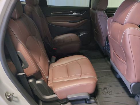Used 2019 Buick Enclave Avenir w/ Avenir Technology Package image 27