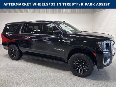 Used 2021 GMC Yukon XL SLE image 1