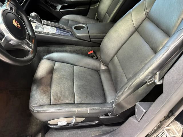 Used 2014 Porsche Panamera 4 AWD/4WD image 21