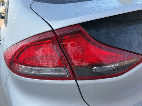 Used 2018 Hyundai Ioniq Blue image 13