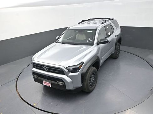 Used 2026 Toyota 4Runner SR5 AWD/4WD image 24