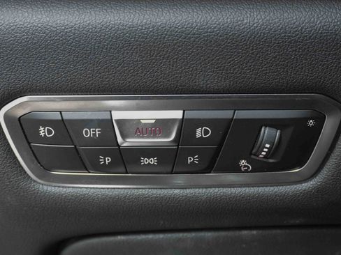 Used 2020 BMW X7 xDrive40i w/ Premium Package image 18