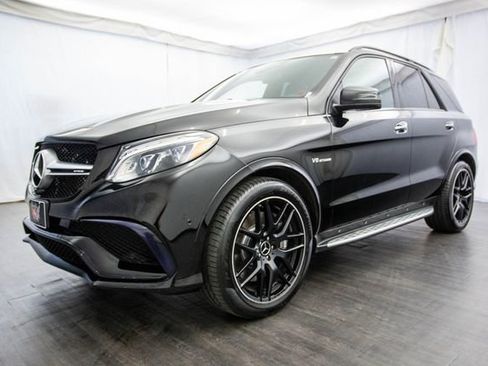 Used 2016 Mercedes-Benz GLE 63 AMG 4MATIC w/ Night Package image 29
