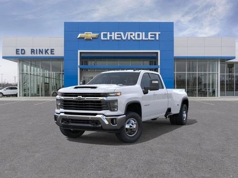 New 2026 Chevrolet Silverado 3500 LT image 8