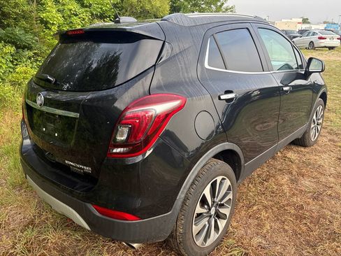 Used 2022 Buick Encore Preferred w/ Safety Package AWD/4WD image 3