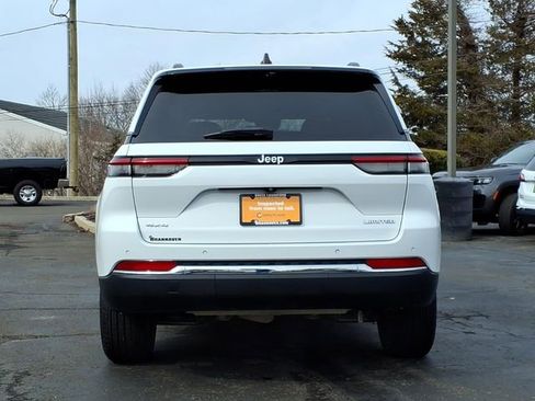 Certified 2023 Jeep Grand Cherokee Limited w/ Luxury Tech Group II image 4