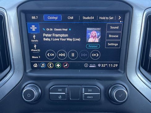 Used 2020 Chevrolet Silverado 2500 LTZ w/ LTZ Convenience Package image 13