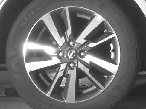 Used 2025 Nissan Versa SV FWD image 15