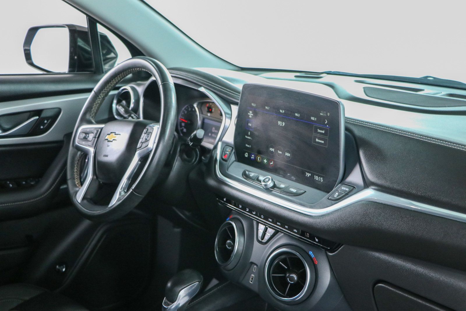 Used 2023 Chevrolet Blazer LT w/ Midnight/Sport Edition FWD image 25