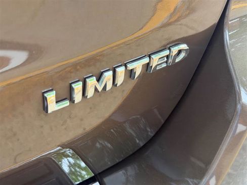Used 2017 Jeep Grand Cherokee Limited AWD/4WD image 17