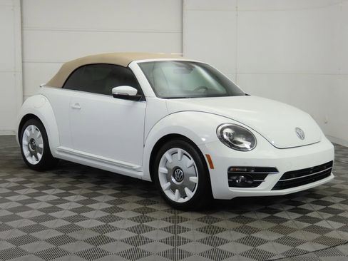 Used 2019 Volkswagen Beetle 2.0T Final Edition SEL image 11