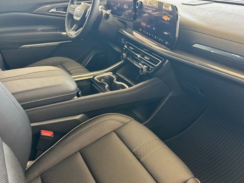 New 2026 Chevrolet Traverse High Country FWD image 19