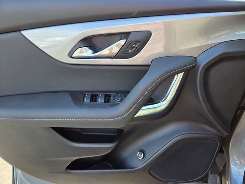 New 2025 Chevrolet Blazer LT w/ Convenience Package image 9