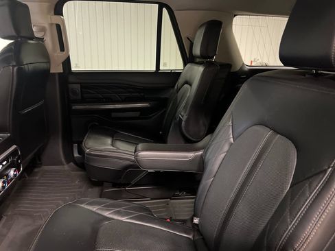 Used 2021 Ford Expedition Max Platinum AWD/4WD image 13