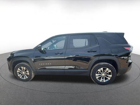 Used 2025 Chevrolet Equinox LT image 12