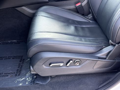 Certified 2024 Acura MDX w/ Technology Package FWD image 11