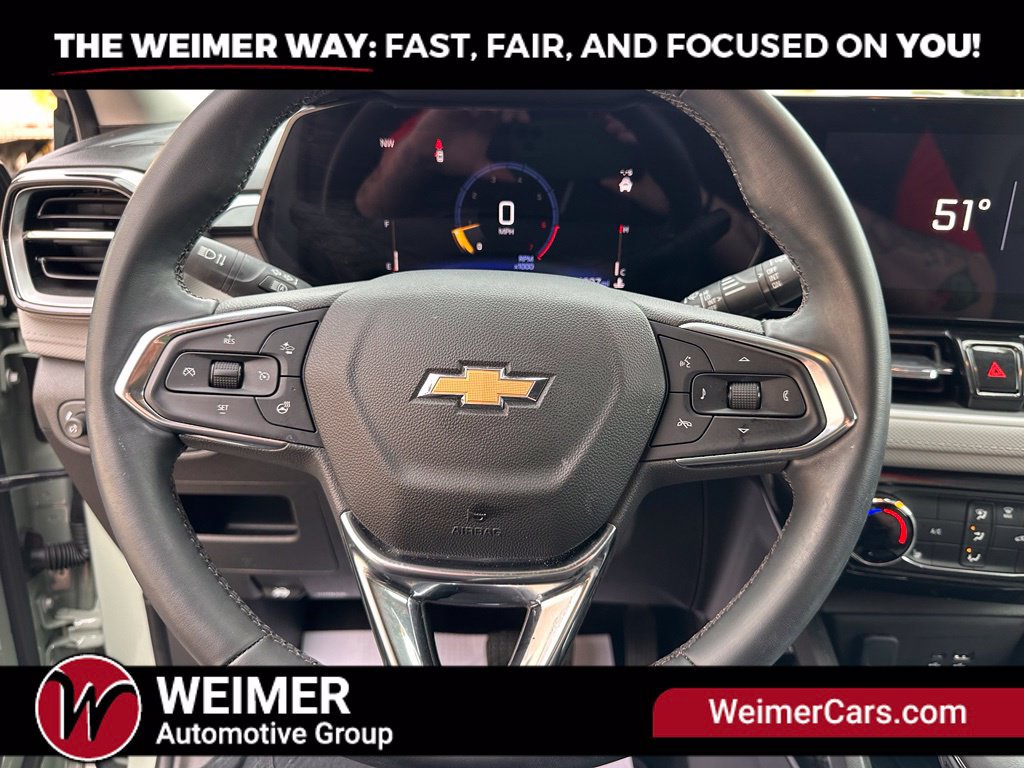 Used 2025 Chevrolet TrailBlazer LT w/ LT Cold Weather Package AWD/4WD image 11