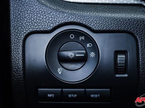 Used 2011 Ford Mustang Shelby GT500 w/ SVT Performance Pkg image 56